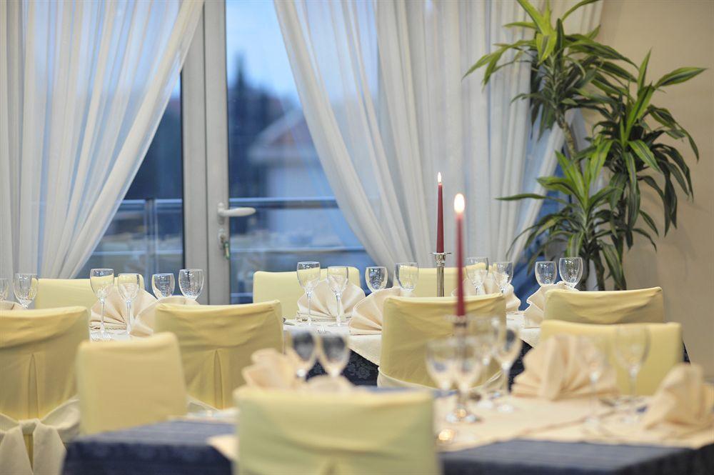 Hotel Blue Star Budva Exterior foto