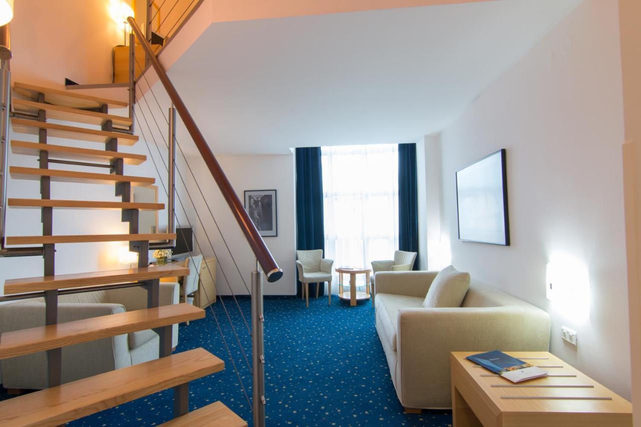 Hotel Blue Star Budva Exterior foto