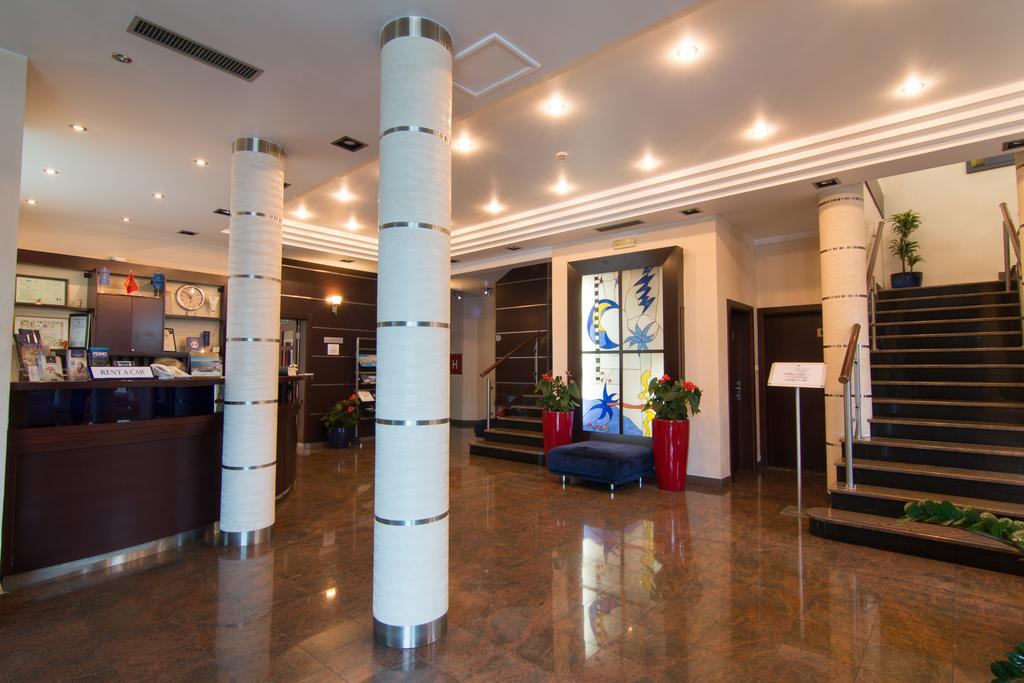 Hotel Blue Star Budva Exterior foto